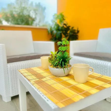 Airport Lido Del Sole فيوميتشينو